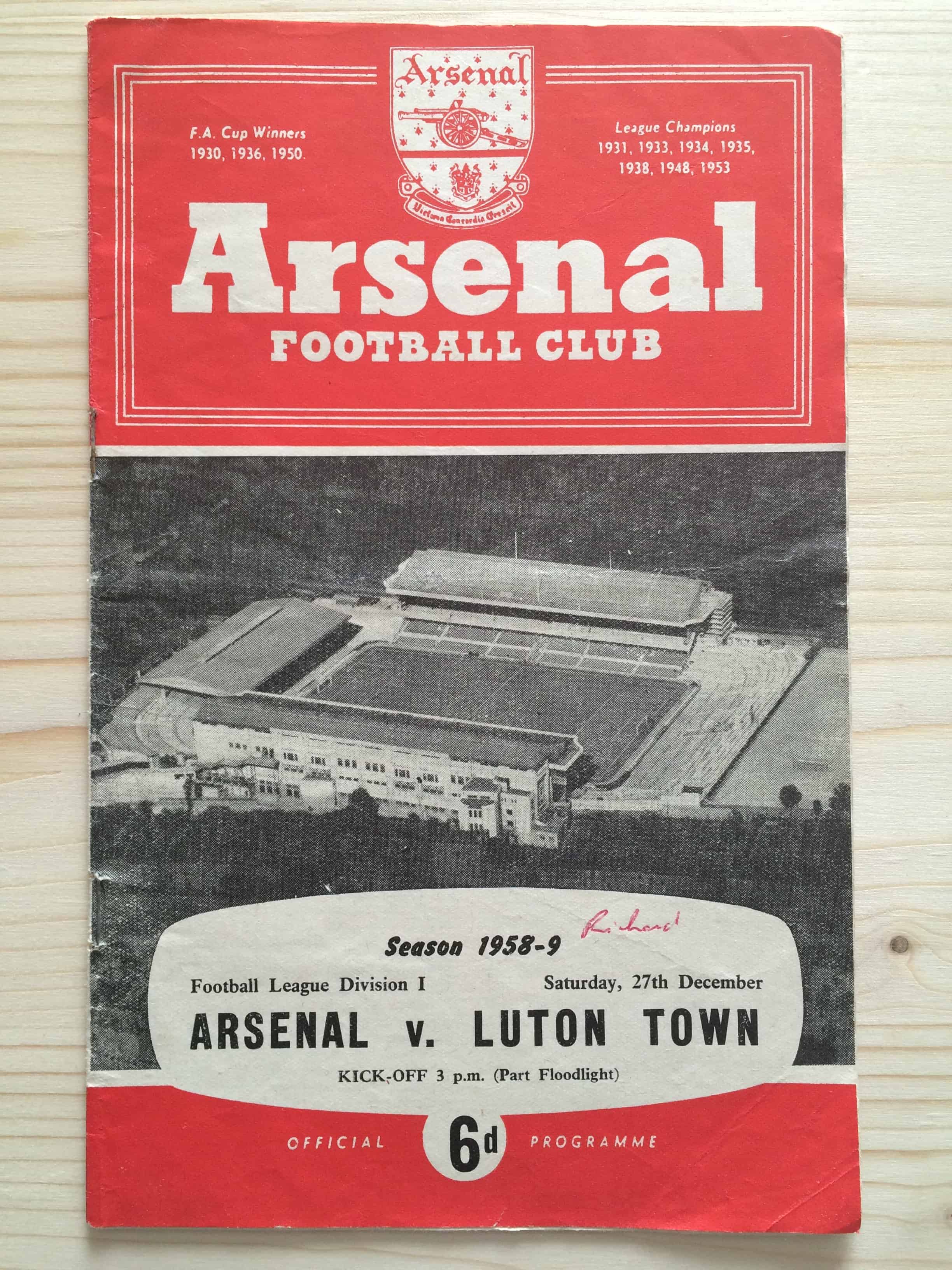 Arsenal FC v Luton Town FC